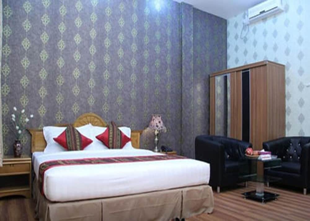 Imagen de la habitación del Hotel Excel Capital. Foto 7