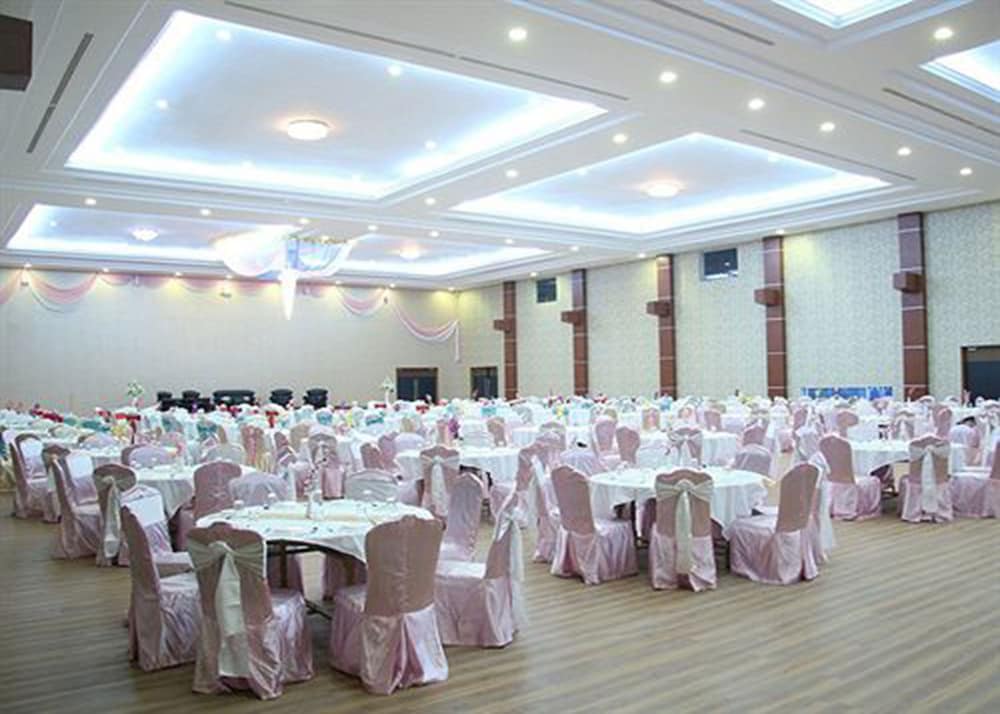 Imagen de los interiores del Hotel Excel Capital. Foto 20