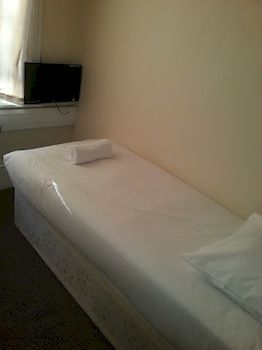 Imagen de la habitación del Hotel Excel. Foto 13