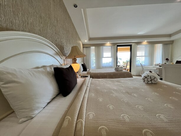 Imagen general del Hotel Excelaris Grand Resort Conventions And Spa. Foto 2
