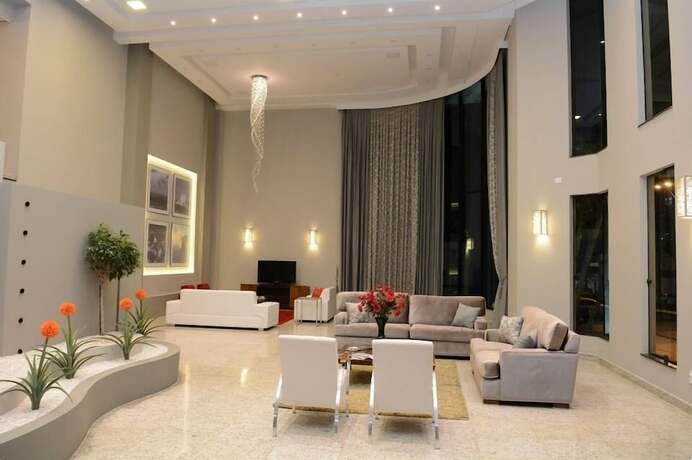 Imagen general del Hotel Excellence Plaza. Foto 6