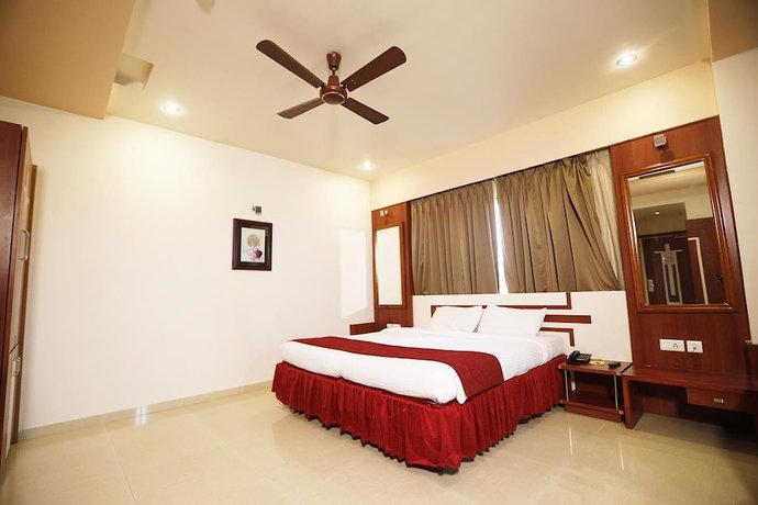 Imagen de la habitación del Hotel Excellency, Bhubaneswar. Foto 4