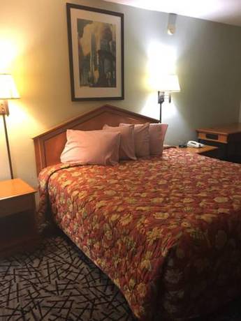 Imagen de la habitación del Hotel Excellent Inn & Suites. Foto 9