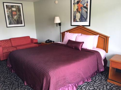 Imagen de la habitación del Hotel Excellent Inn & Suites. Foto 11