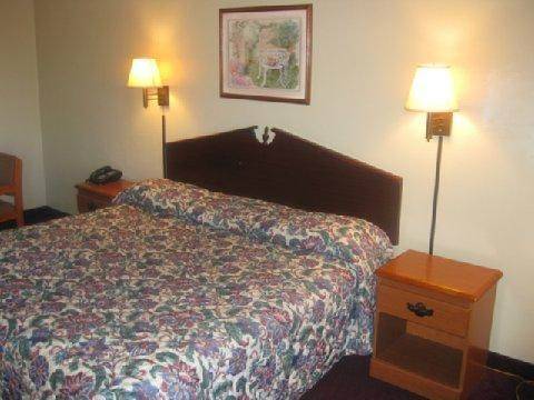 Imagen de la habitación del Hotel Excellent Inn & Suites. Foto 14