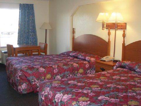 Imagen de la habitación del Hotel Excellent Inn & Suites. Foto 15