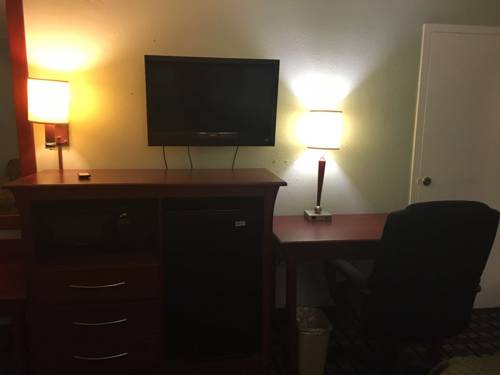 Imagen de la habitación del Hotel Excellent Inn & Suites. Foto 16