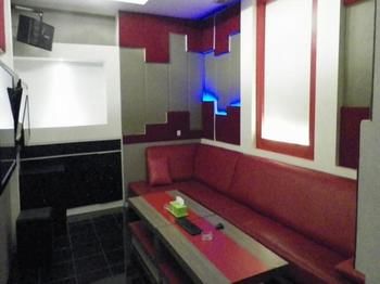 Imagen de los interiores del Hotel Excellent Seven. Foto 3