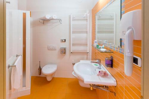 Imagen de la habitación del Hotel Excelsior, Alba Adri&aacute;tica. Foto 14