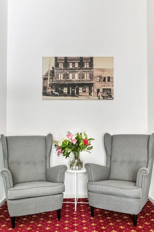 Imagen de los interiores del Hotel Excelsior Apartments. Foto 17