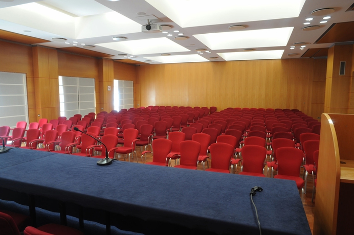 Imagen de los interiores del Hotel Excelsior Bari. Foto 16