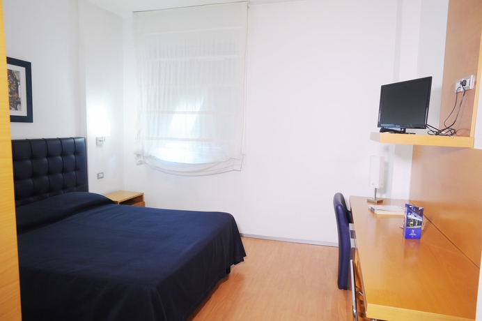 Imagen de la habitación del Hotel Excelsior Bari. Foto 8