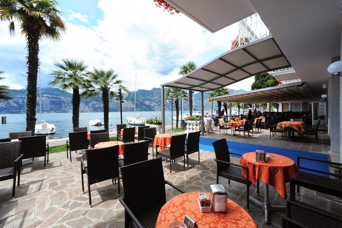 Imagen general del Hotel Excelsior Bay. Foto 12