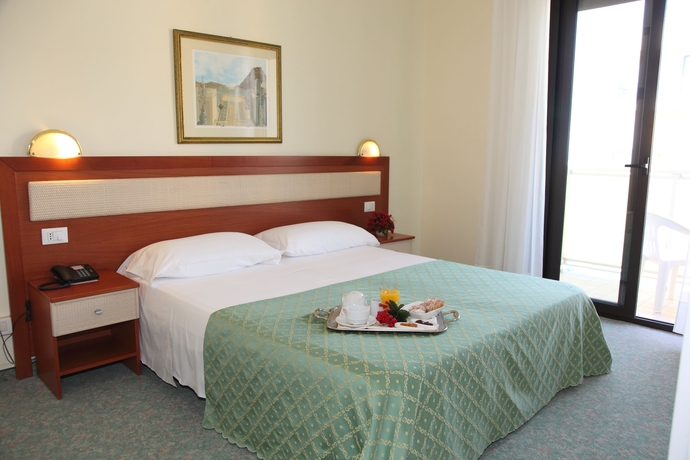 Imagen de la habitación del Hotel Excelsior, Bibione. Foto 12