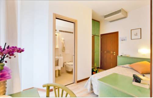 Imagen de la habitación del Hotel Excelsior, Caorle. Foto 5