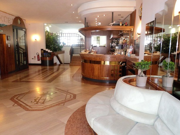 Imagen de los interiores del Hotel Excelsior, Cervia. Foto 14
