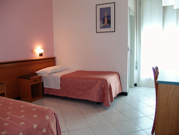 Imagen de la habitación del Hotel Excelsior, Cervia. Foto 10