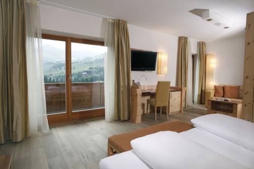 Imagen de la habitación del Hotel Excelsior Dolomites Life Resort. Foto 13