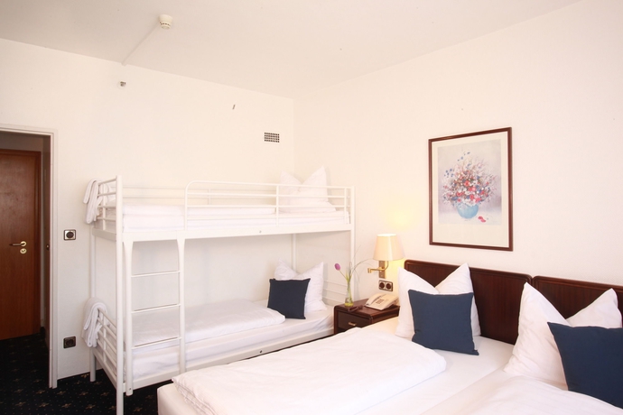 Imagen de la habitación del Hotel Excelsior Frankfurt. Foto 6