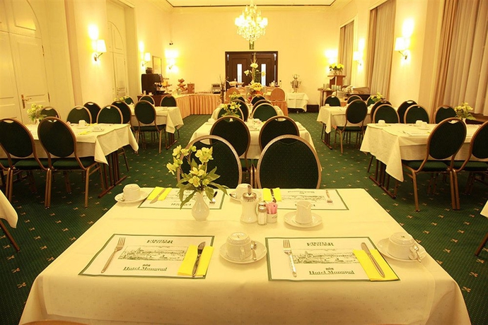 Imagen del bar/restaurante del Hotel Excelsior Frankfurt. Foto 3