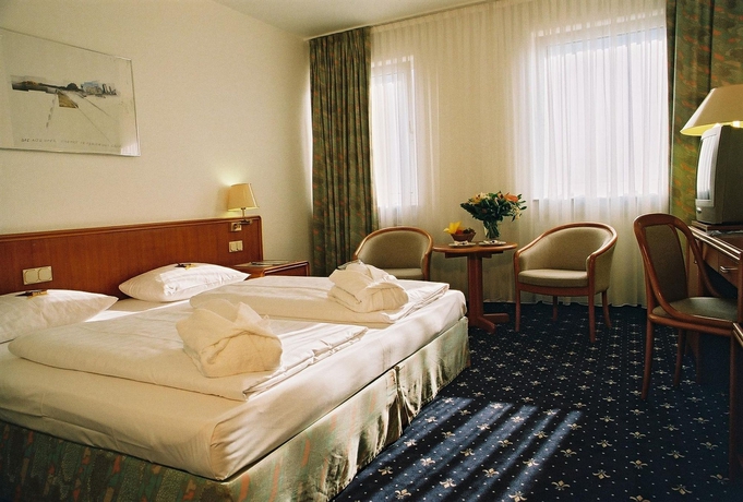 Imagen de la habitación del Hotel Excelsior Frankfurt. Foto 10