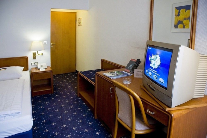 Imagen de la habitación del Hotel Excelsior Frankfurt. Foto 11