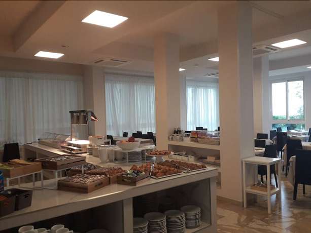 Imagen del bar/restaurante del Hotel Excelsior, Gabicce Mare. Foto 8