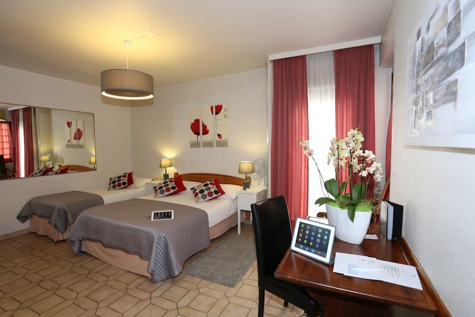 Imagen de la habitación del Hotel Excelsior, Ginebra. Foto 7