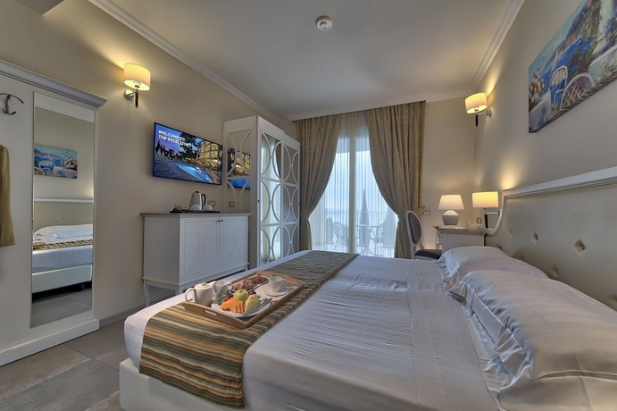 Imagen de la habitación del Hotel Excelsior Le Terrazze. Foto 4