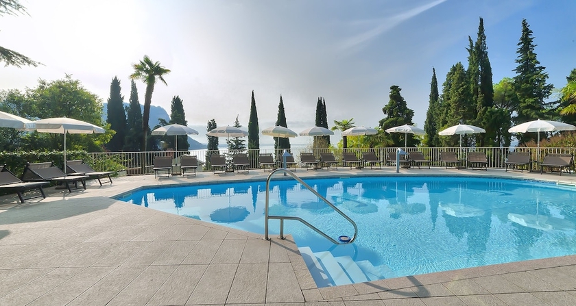 Imagen de la piscina del Hotel Excelsior Le Terrazze. Foto 17