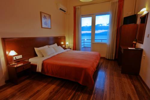 Imagen de la habitación del Hotel Excelsior, Loutraki - Perachora. Foto 6