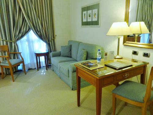 Imagen de la habitación del Hotel Excelsior Magenta. Foto 5