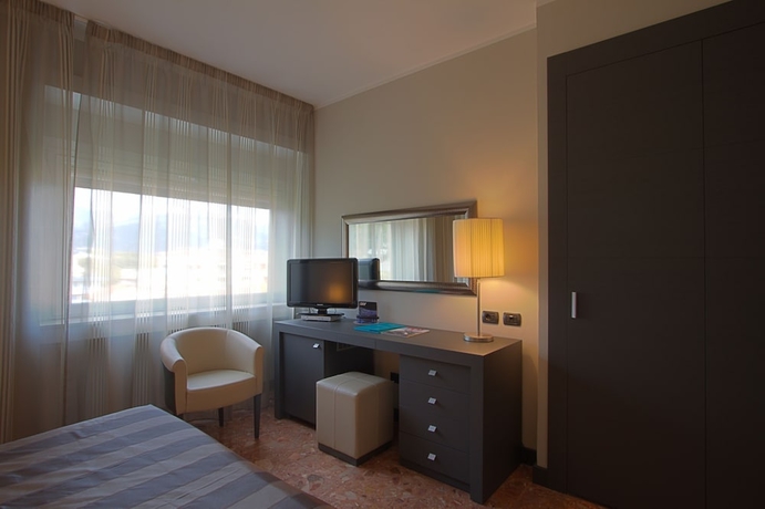 Imagen de la habitación del Hotel Excelsior, Marina di Massa. Foto 9