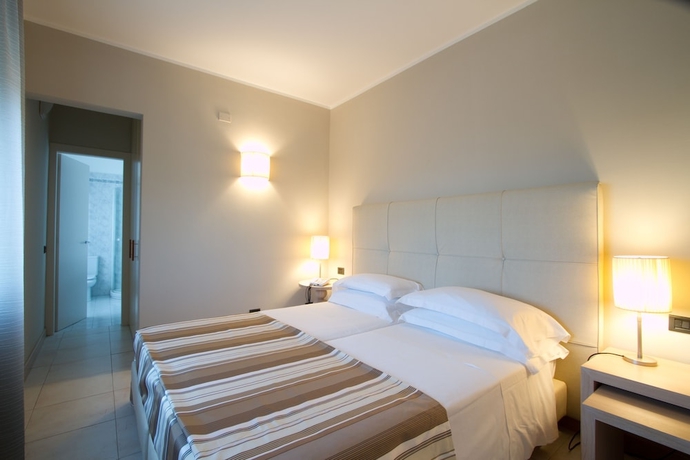 Imagen de la habitación del Hotel Excelsior, Marina di Massa. Foto 14