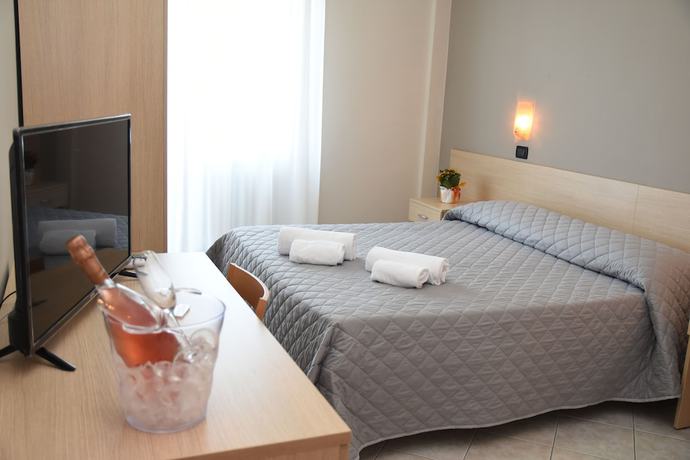 Imagen de la habitación del Hotel Excelsior, Montesilvano. Foto 10