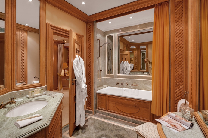 Imagen de la habitación del Hotel Excelsior Munich. Foto 4