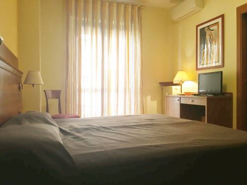 Imagen de la habitación del Hotel Excelsior Pavia. Foto 6