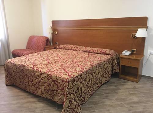 Imagen de la habitación del Hotel Excelsior Pavia. Foto 9