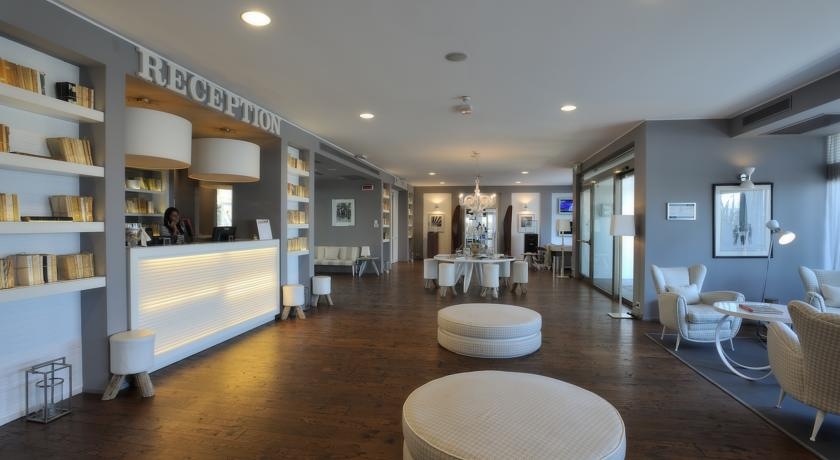 Imagen general del Hotel Excelsior, Pesaro. Foto 4