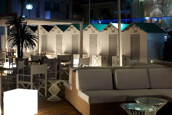 Imagen general del Hotel Excelsior, Pesaro. Foto 15