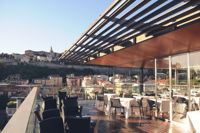 Imagen del bar/restaurante del Hotel Excelsior San Marco. Foto 6