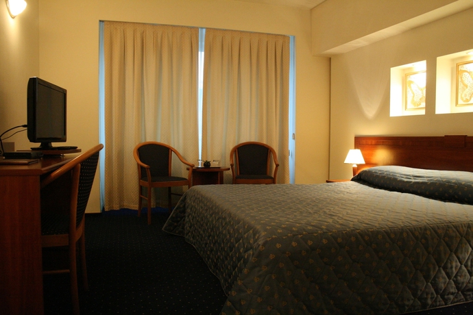 Imagen de la habitación del Hotel Excelsior, Timisoara. Foto 12