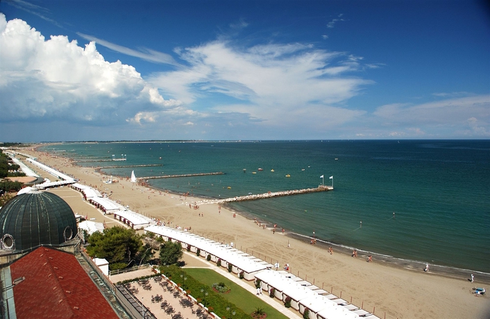 Imagen de los exteriores del Hotel Excelsior Venice. Foto 14