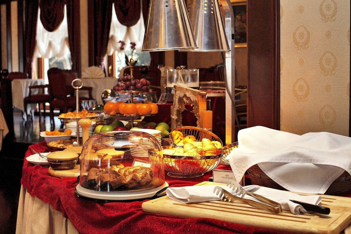 Imagen del bar/restaurante del Hotel Excelsior and Spa Baku. Foto 3