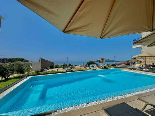 Imagen de la habitación del Hotel Exclusive, Budva. Foto 14