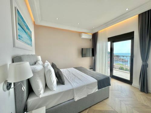 Imagen de la habitación del Hotel Exclusive, Budva. Foto 17