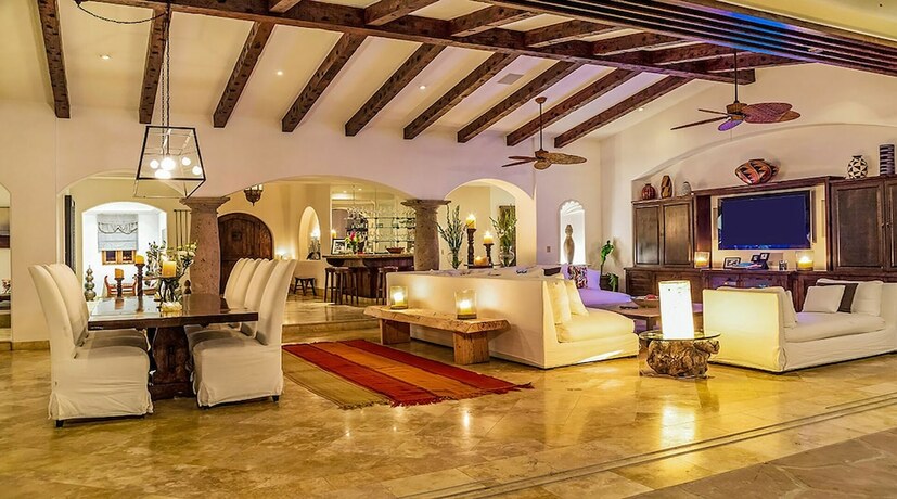 Imagen general del Hotel Exclusive Holiday Villa With Private Pool and Beachfront Location, Cabo San Lucas Villa 1018. Foto 14