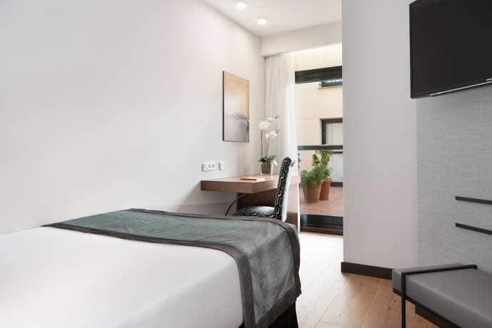 Imagen de la habitación del Hotel Exe Agora Caceres. Foto 6