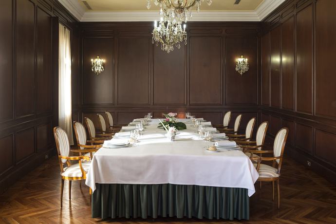 Imagen del bar/restaurante del Hotel Exe Alfonso Viii. Foto 2