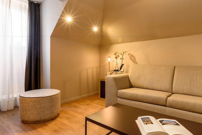 Imagen de la habitación del Hotel Exe Almada Porto. Foto 5